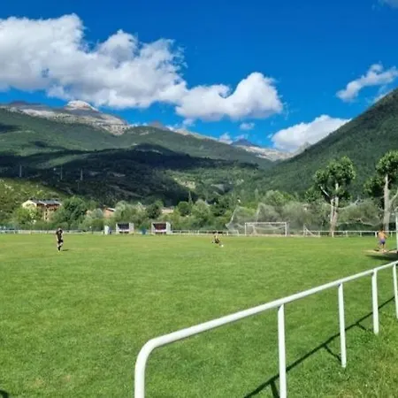 El Nido De *